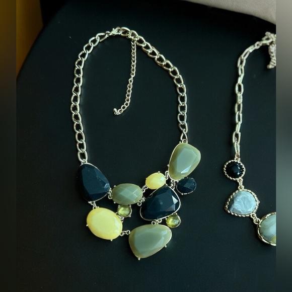 Three Gold Tone Jeweled Fashion Necklaces 18-20” - Picture 7 of 10